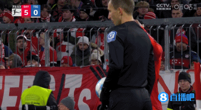 玩花的?格雷罗边线球扔奥利塞后背上，快速开出自己带球推进