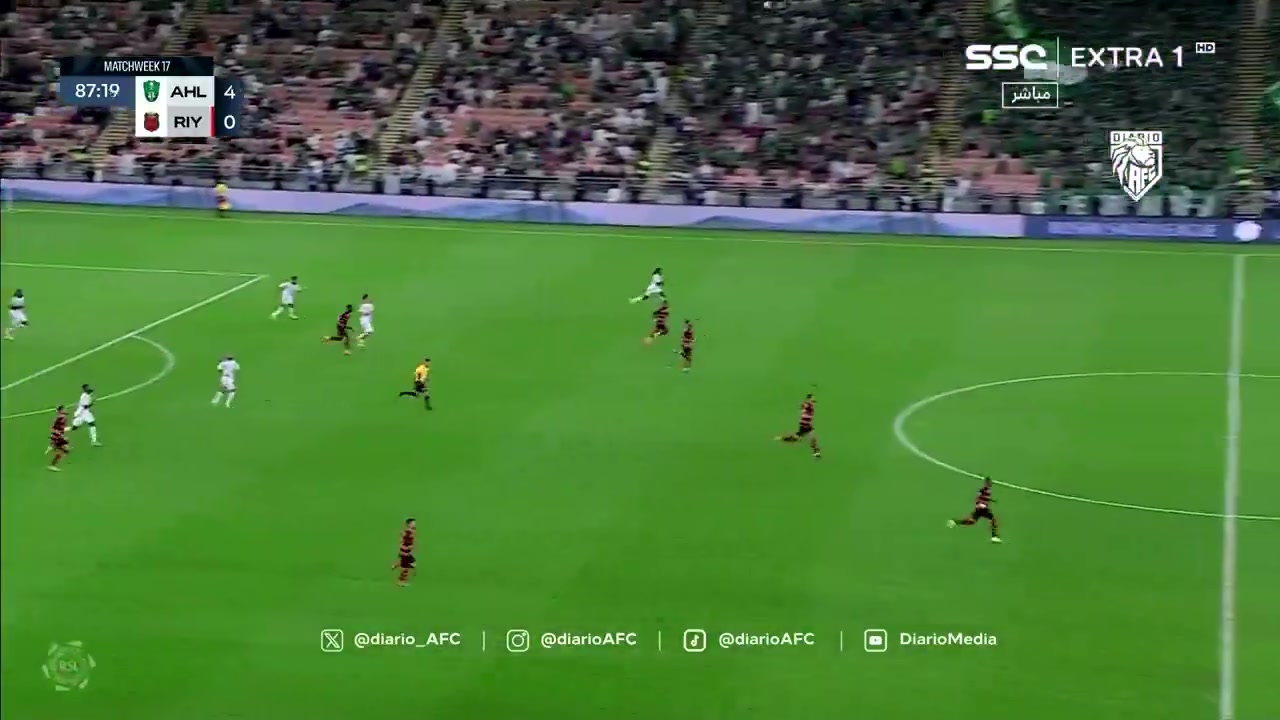 世一停?马赫雷斯超丝滑停球破门一气呵成，外网200万播放?