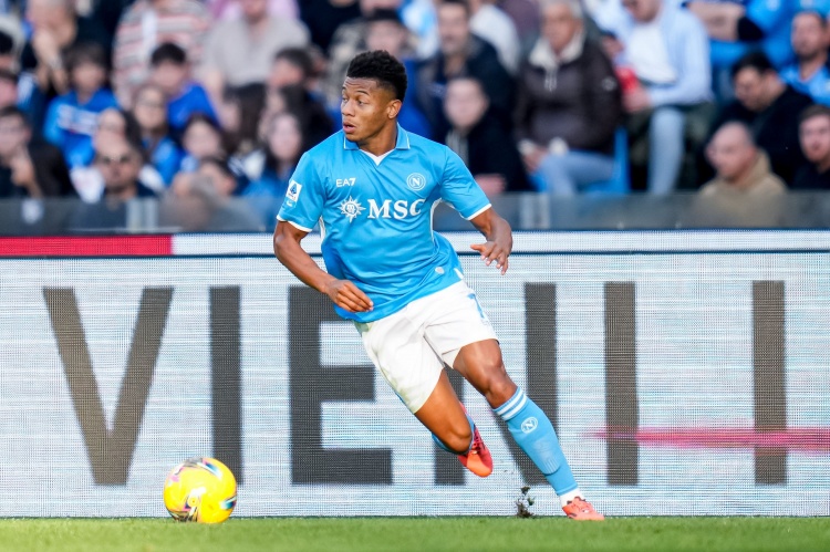 意天空:内雷斯因伤缺席40天,将会错过那不勒斯对国米的争冠大战