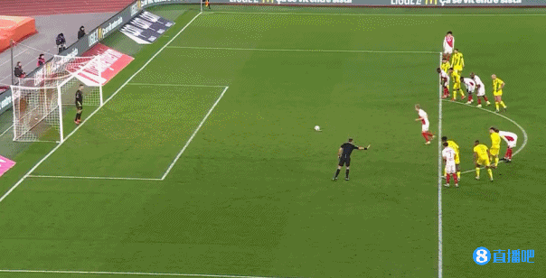 1个月3次戴帽?枪手900万卖22岁中锋比雷斯,球员法甲7场轰10球