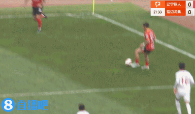 半场-辽宁铁人暂1-1延边龙鼎 臧一锋破门姆本扎中框