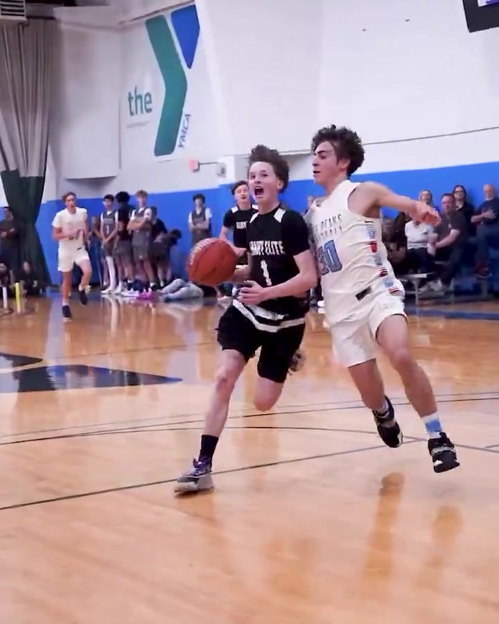 碰瓷式突破？美媒吐槽：看看SGA和布伦森对年轻人做了什么?